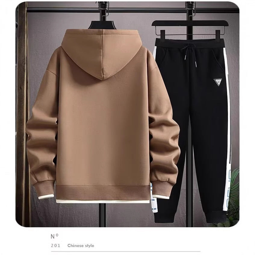 Thin hooded sweatshirt for boys in spring and autumn, suitable for junior high school students. Stylish, trendy, casual, and sporty.